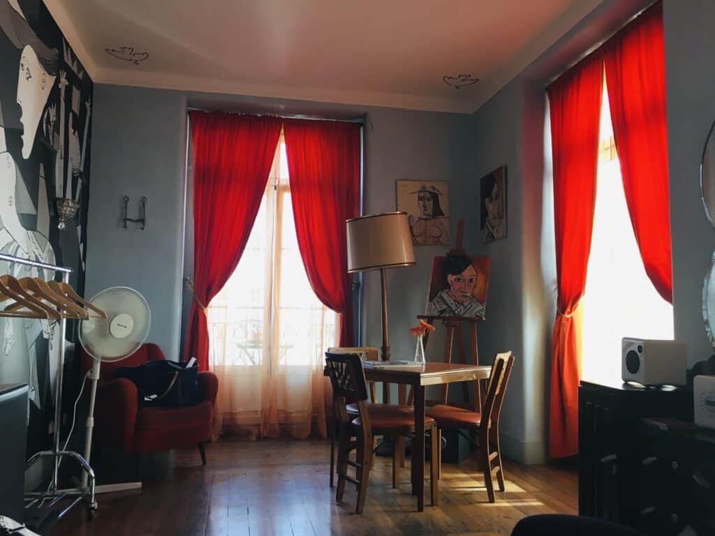 Picasso Room in Artbeat Rooms