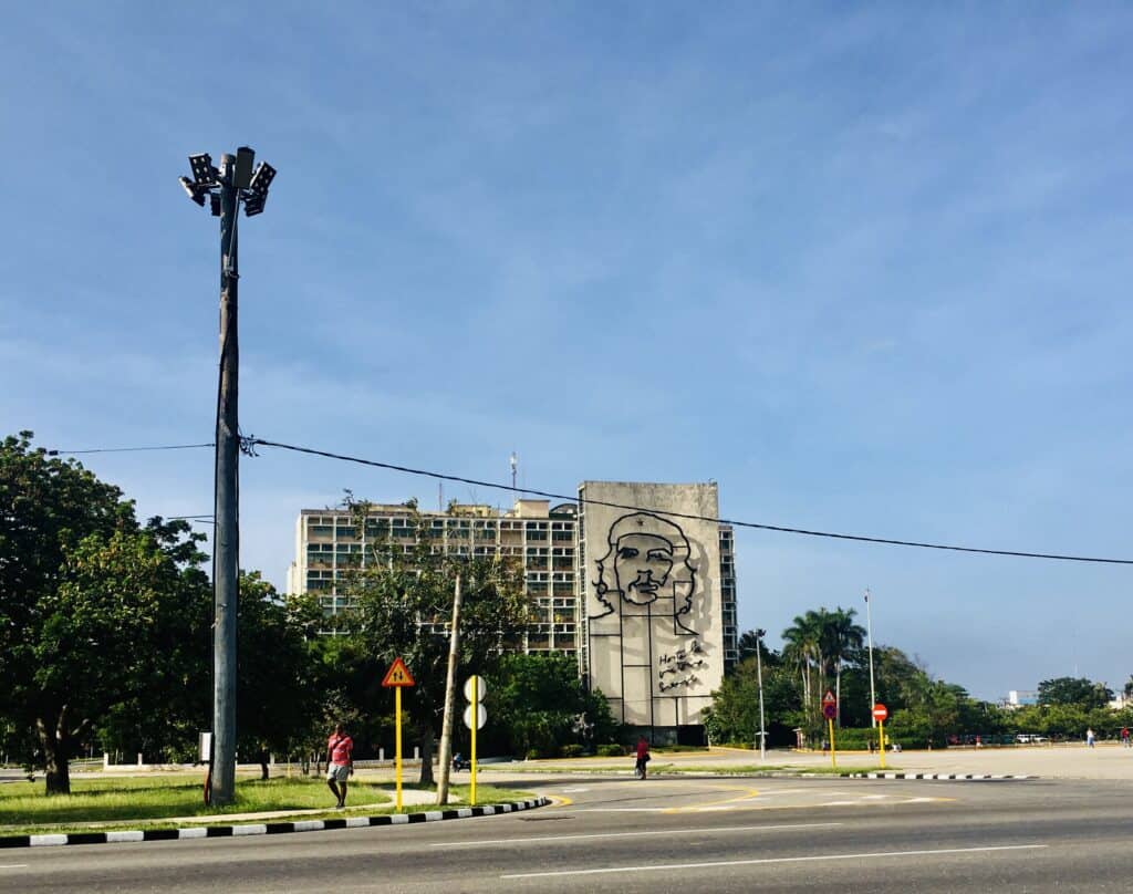 Plaza de la Revoluci&oacute;n - Che Guevarra