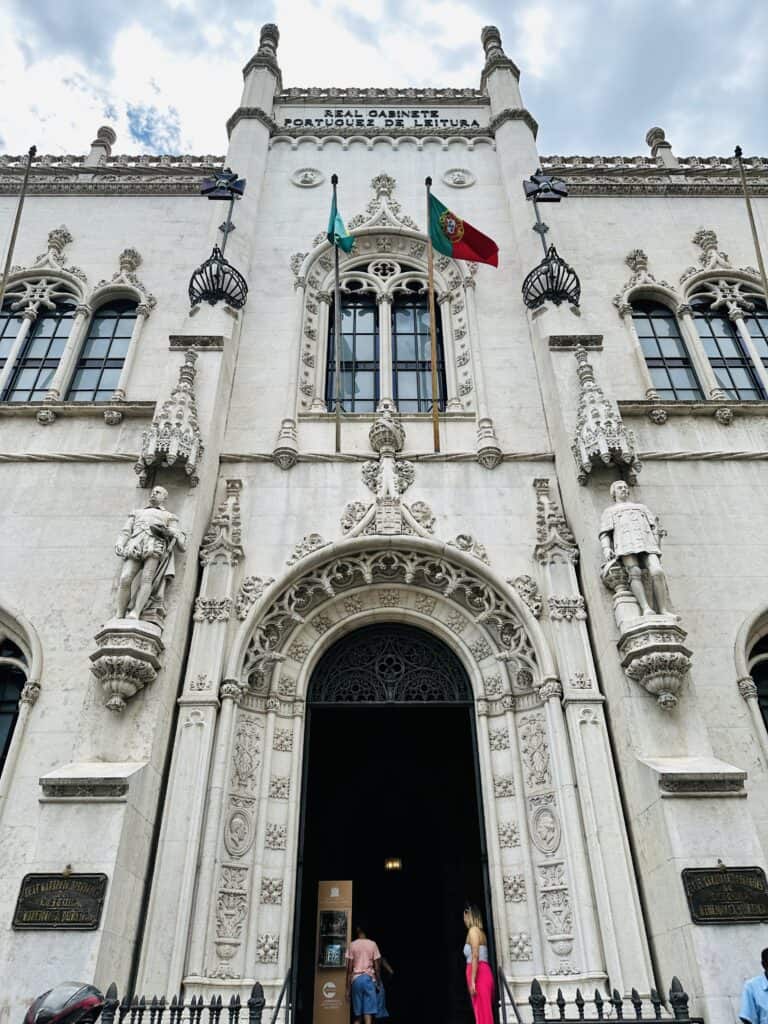 Real Gabinete Portugu&ecirc;s de Leitura exterior