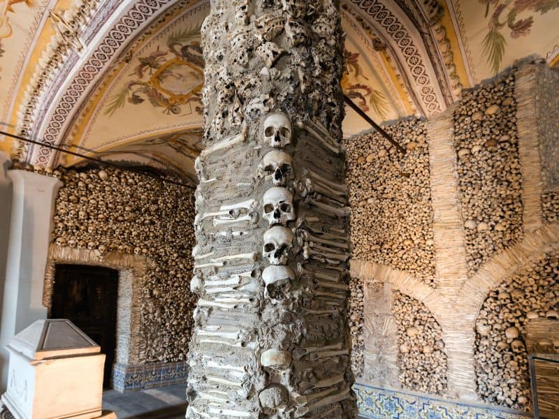 Capela Dos Ossos